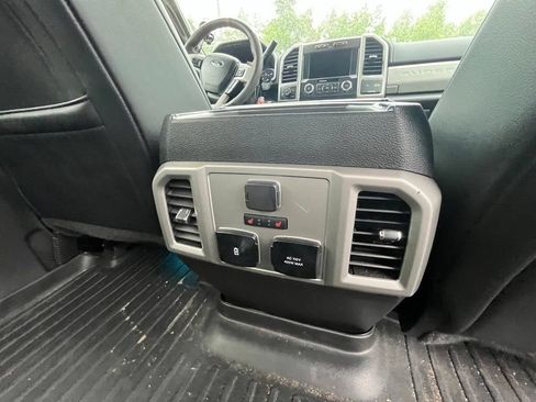Used 2019 Ford F350 Lariat w/ Lariat Ultimate Package AWD/4WD image 20