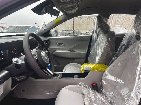 New 2026 Hyundai Kona SE image 12