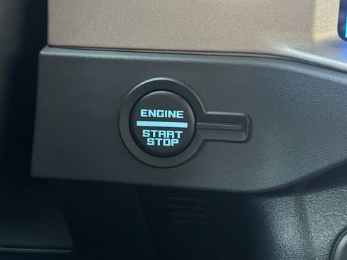 New 2026 Ford Bronco Outer Banks AWD/4WD image 23