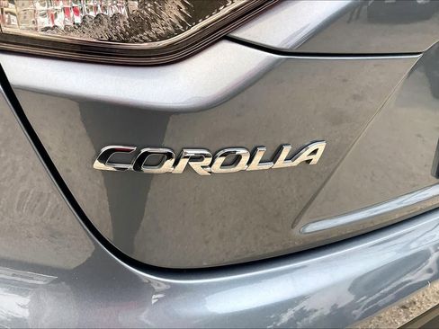Used 2024 Toyota Corolla LE image 30