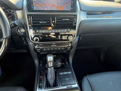 Used 2023 Lexus GX 460 Premium w/ Premium Plus Package AWD/4WD image 10