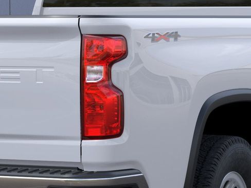 New 2026 Chevrolet Silverado 3500 W/T AWD/4WD image 11