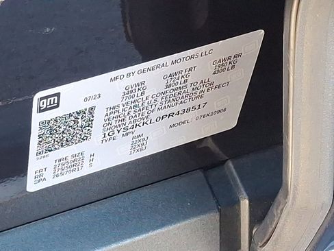 Used 2023 Cadillac Escalade ESV Premium Luxury image 28