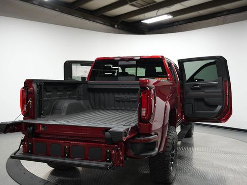 New 2025 GMC Sierra 1500 AT4 w/ AT4 Premium Package image 13