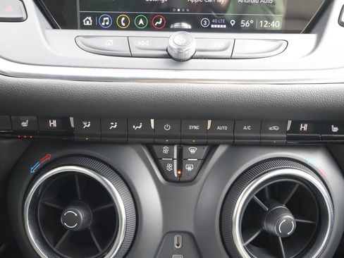 Certified 2022 Chevrolet Blazer LT w/ Sound & Technology Package image 21