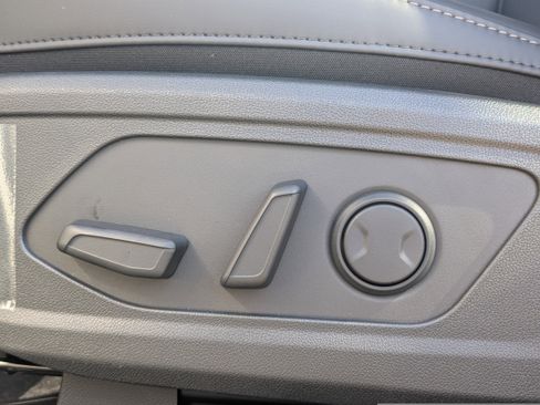 New 2026 Kia Sorento EX image 21