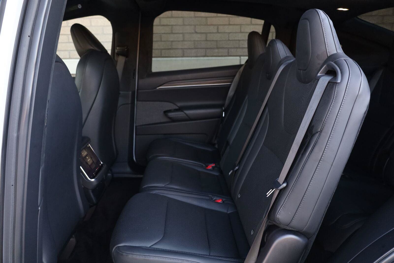 Used 2023 Tesla Model X AWD/4WD image 24
