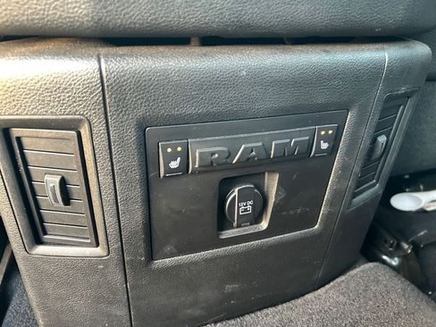 Used 2018 RAM 2500 Laramie w/ Convenience Group image 35