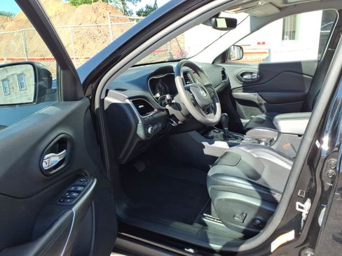 Used 2022 Jeep Cherokee Latitude Lux w/ Sun & Sound Group AWD/4WD image 9