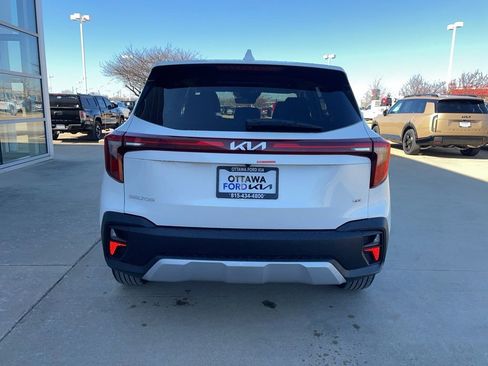 New 2026 Kia Seltos LX image 6