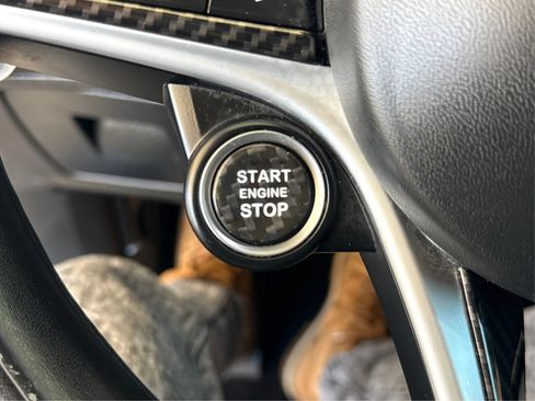 Used 2018 Alfa Romeo Stelvio Ti AWD/4WD image 25