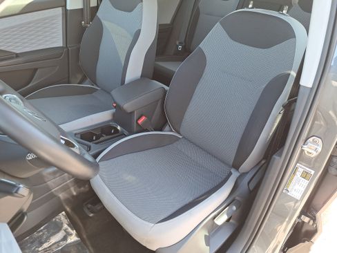 Certified 2024 Volkswagen Taos S image 14