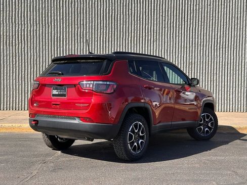 New 2026 Jeep Compass Trailhawk w/ Sun, Sound & Navigation Group AWD/4WD image 5