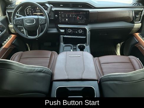 Used 2026 GMC Sierra 2500 Denali Ultimate image 11