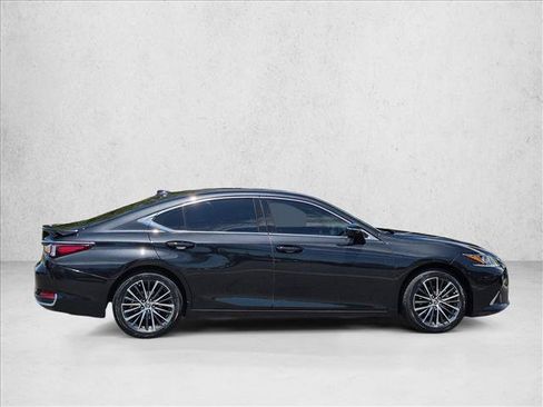 Used 2025 Lexus ES 300h w/ Premium Package FWD image 4