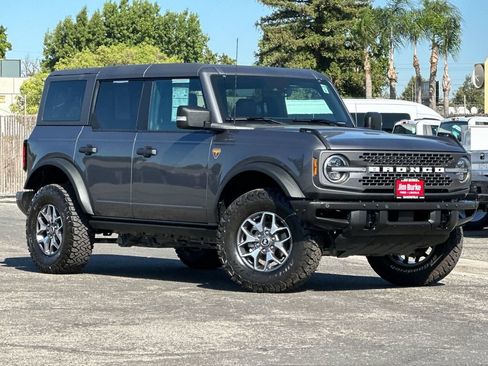 Certified 2021 Ford Bronco Badlands AWD/4WD image 1