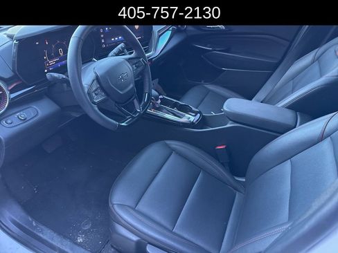 Used 2025 Chevrolet Trax RS w/ Driver Confidence Package FWD image 10