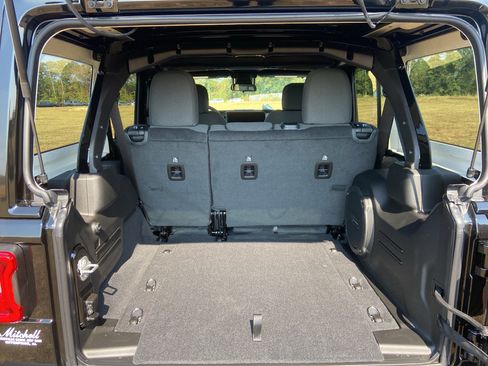 New 2025 Jeep Wrangler Sport S image 30