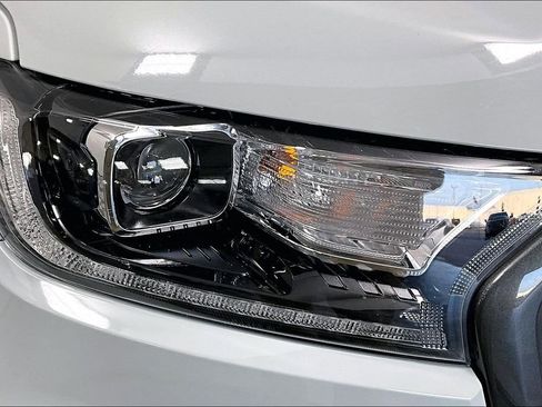 Used 2022 Ford Ranger Lariat w/ Tremor Off-Road Package image 28