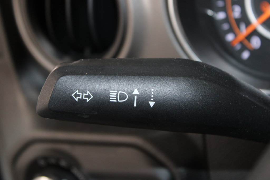 Used 2023 Jeep Gladiator Sport AWD/4WD image 24
