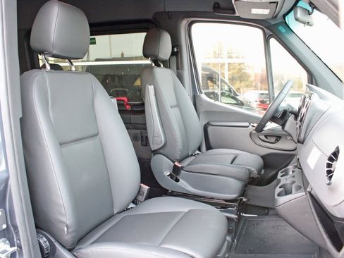 New 2025 Mercedes-Benz Sprinter 2500 image 24