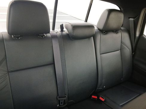 Used 2022 Toyota Tacoma TRD Off-Road w/ TRD Premium Off Road Package image 17