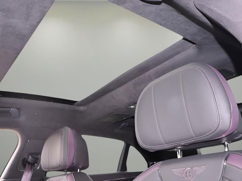 New 2025 Bentley Flying Spur Plug-In Hybrid image 30