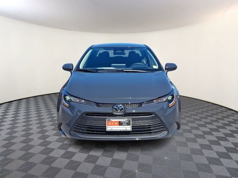 New 2026 Toyota Corolla LE image 2