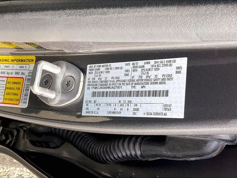 Certified 2021 Ford Escape SE AWD/4WD image 36