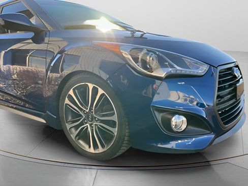 Used 2016 Hyundai Veloster Turbo R-Spec image 5