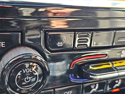 Used 2023 Jeep Grand Cherokee Altitude image 19