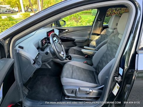 Used 2021 Volkswagen ID.4 Pro w/ ID.4 Protection Package RWD image 14