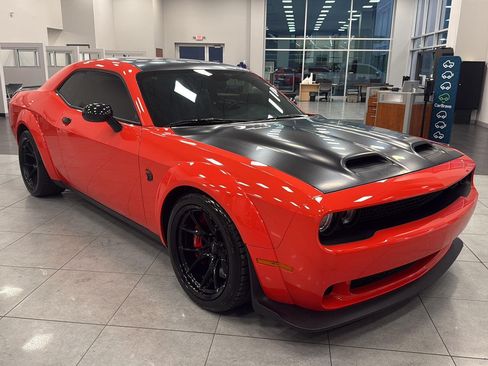 Used 2023 Dodge Challenger SRT Hellcat RWD image 10