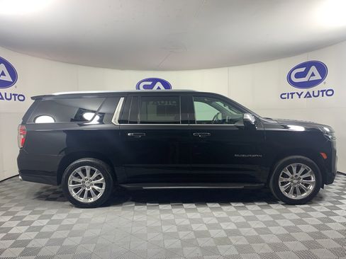 Used 2021 Chevrolet Suburban Premier w/ Premium Package image 2