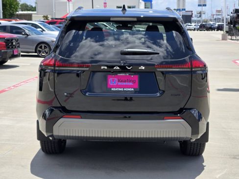 Used 2026 Toyota RAV4 XSE w/ Weather Package AWD/4WD image 6