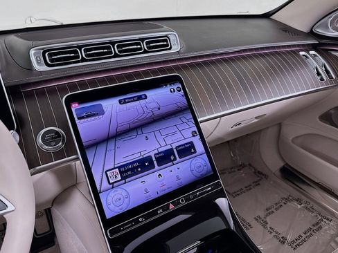 New 2026 Mercedes-Benz Maybach S 580 4MATIC image 21