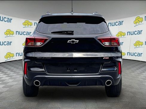 Used 2023 Chevrolet TrailBlazer RS w/ Technology Package FWD image 5