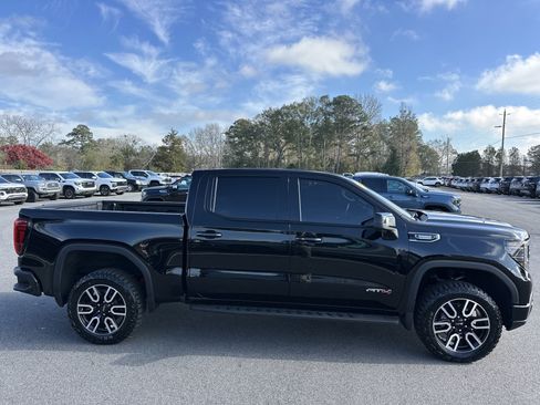 Used 2025 GMC Sierra 1500 AT4 w/ AT4 Premium Package image 5