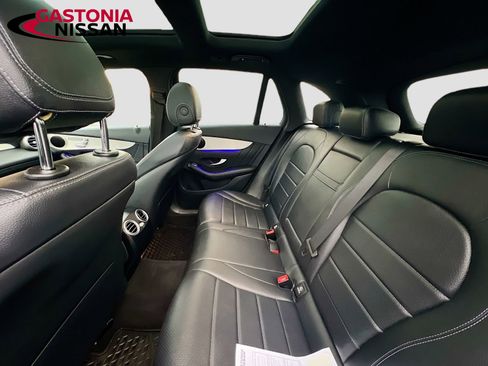 Used 2022 Mercedes-Benz GLC 300 image 31