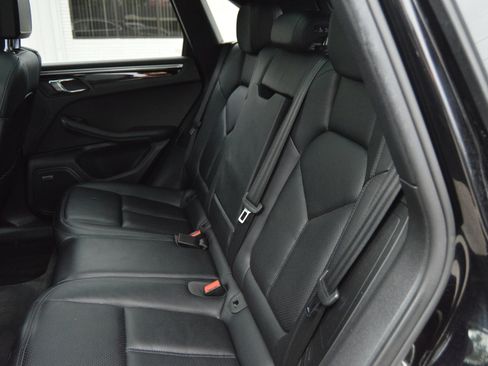 Used 2017 Porsche Macan S AWD/4WD image 22