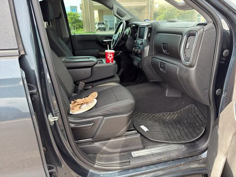 Used 2020 Chevrolet Silverado 1500 LT w/ Texas Edition RWD image 9