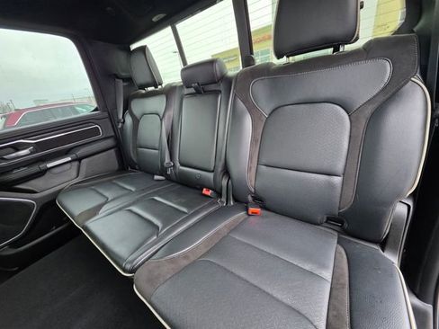 Used 2023 RAM 1500 Laramie AWD/4WD image 15