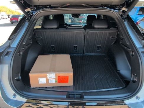 New 2026 Chevrolet Equinox EV RS image 10