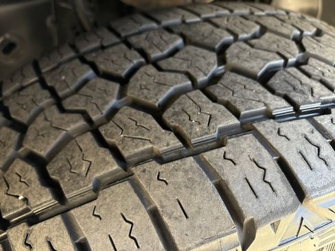 Used 2015 Ford F150 XLT w/ Equipment Group 302A Luxury image 10