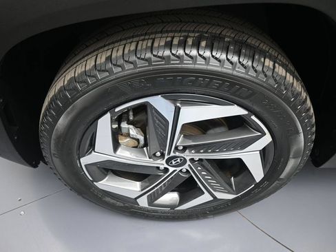 Certified 2023 Hyundai Tucson Limited AWD/4WD image 14