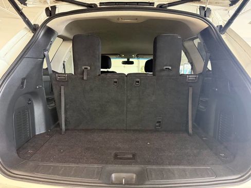 Used 2015 Nissan Pathfinder SL image 25