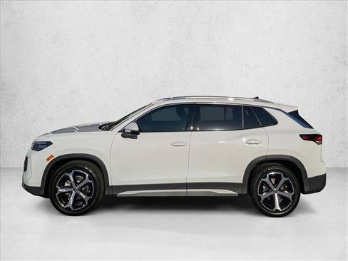 New 2026 Volkswagen Tiguan SE FWD image 2