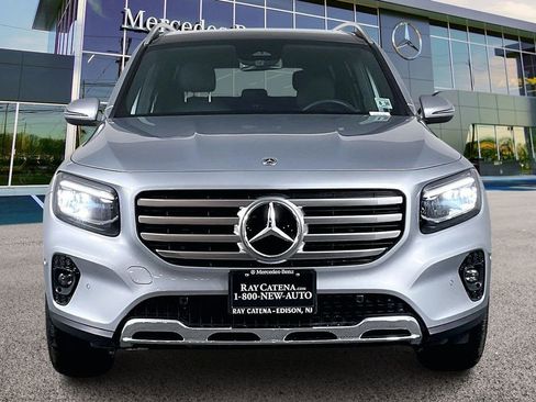 Used 2026 Mercedes-Benz GLB 250 4MATIC image 3