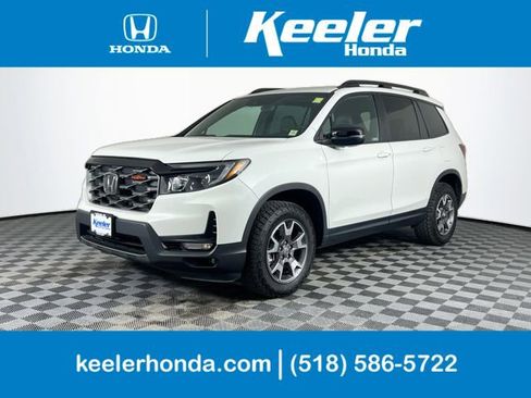 Used 2022 Honda Passport TrailSport image 1