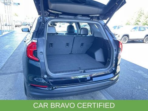 Certified 2024 GMC Terrain SLT w/ Infotainment Package II AWD/4WD image 26